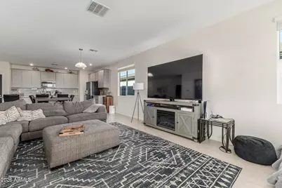 17885 W Daley Lane, Surprise, AZ 85387 - Photo 6