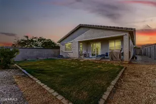 17885 W Daley Ln, Surprise, AZ 85387 - Photo 32