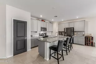 17885 W Daley Ln, Surprise, AZ 85387 - Photo 8