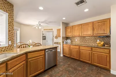 628 W Camino Circle, Mesa, AZ 85201 - Photo 14