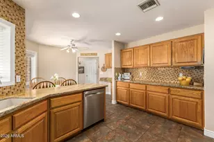 628 W Camino Cir, Mesa, AZ 85201 - Photo 14