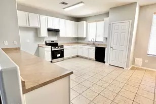 5238 W Cochise Dr, Glendale, AZ 85302 - Photo 10