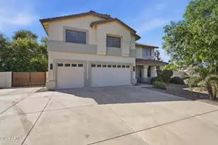 2645 E Elmwood Pl, Chandler, AZ 85249 - Photo 2