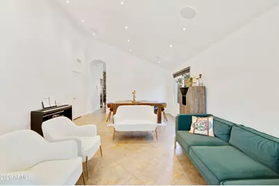 4704 E Weaver Road, Phoenix, AZ 85050 - Photo 2