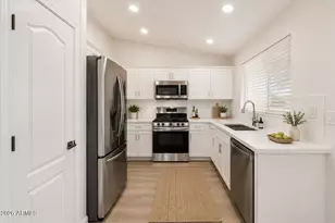 6050 S Windstream Pl, Chandler, AZ 85249 - Photo 2