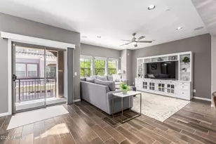 3935 E Rough Rider Rd, Phoenix, AZ 85050 - Photo 12