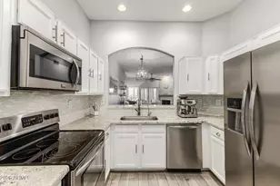 4533 N 22nd St, Phoenix, AZ 85016 - Photo 14