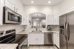 4533 N 22nd St, Phoenix, AZ 85016 - Photo 2