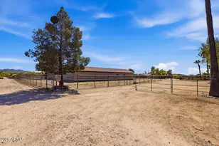 1302 E Maddock Rd, Phoenix, AZ 85086 - Photo 2