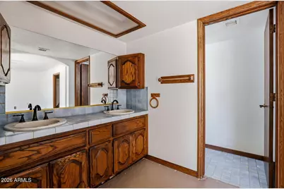 1302 E Maddock Road, Phoenix, AZ 85086 - Photo 20