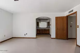 1302 E Maddock Rd, Phoenix, AZ 85086 - Photo 18