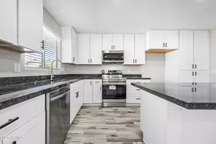 6112 W St Moritz Ln, Glendale, AZ 85306 - Photo 22