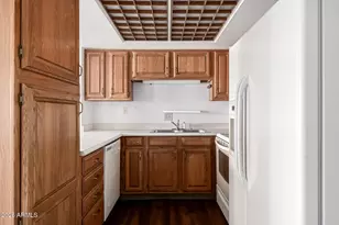 10330 W Thunderbird Blvd, Sun City, AZ 85351 - Photo 10