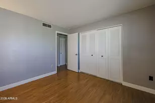 4654 W Tuckey Ln, Glendale, AZ 85301 - Photo 8