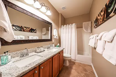 17885 W Desert View Lane, Goodyear, AZ 85338 - Photo 32