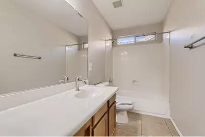6524 W Hilton Avenue, Phoenix, AZ 85043 - Photo 8