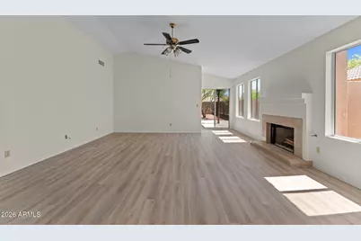 20443 N 105th Avenue, Peoria, AZ 85382 - Photo 8