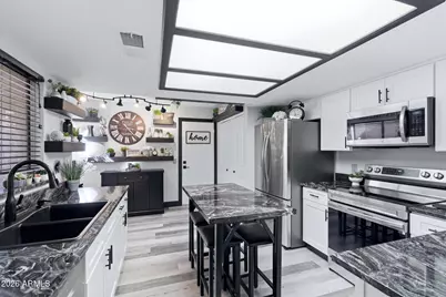 9427 W McRae Way, Peoria, AZ 85382 - Photo 8