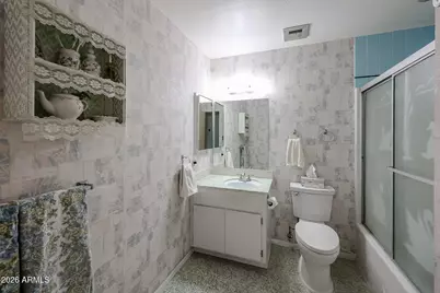 4335 W Mescal Street, Glendale, AZ 85304 - Photo 14