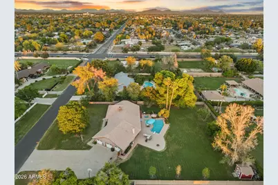 6731 W Sweetwater Avenue, Peoria, AZ 85381 - Photo 8