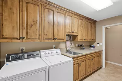 6731 W Sweetwater Avenue, Peoria, AZ 85381 - Photo 40