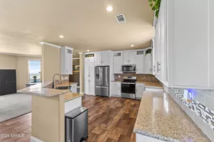 40710 N 12th St, Phoenix, AZ 85086 - Photo 28