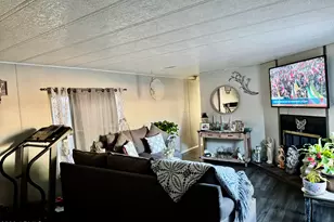 12727 W Glendale Ave, Glendale, AZ 85305 - Photo 2