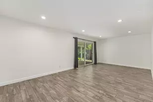 6631 N 12th Pl, Phoenix, AZ 85014 - Photo 14