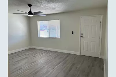 726 E 3rd Avenue, Mesa, AZ 85204 - Photo 8