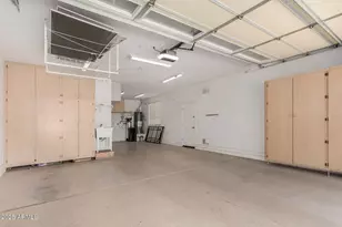 2585 E Carob Dr, Gilbert, AZ 85298 - Photo 32