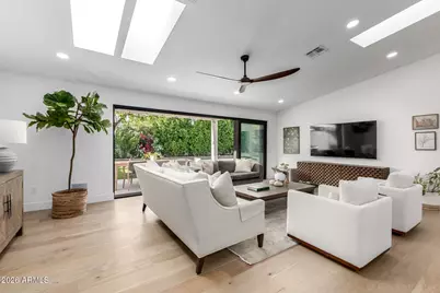 8600 E San Daniel Drive, Scottsdale, AZ 85258 - Photo 12