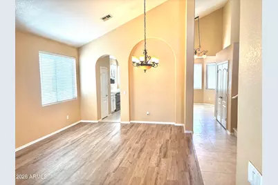 6824 S 33rd Avenue, Phoenix, AZ 85041 - Photo 4