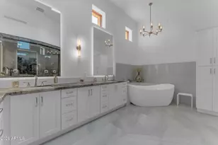 4937 E Rockridge Rd, Phoenix, AZ 85018 - Photo 58