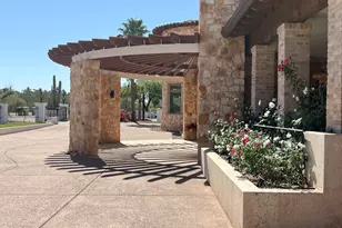 4937 E Rockridge Rd, Phoenix, AZ 85018 - Photo 20