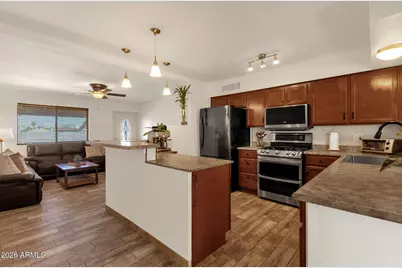 6437 S 43rd Place, Phoenix, AZ 85042 - Photo 4