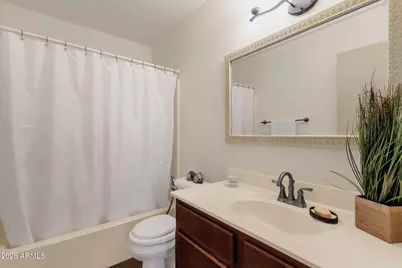 6437 S 43rd Place, Phoenix, AZ 85042 - Photo 12