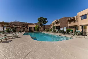 10828 N Biltmore Dr, Phoenix, AZ 85029 - Photo 24
