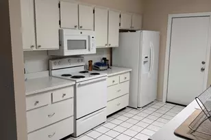 9209 W Glen Oaks Cir N, Sun City, AZ 85351 - Photo 6