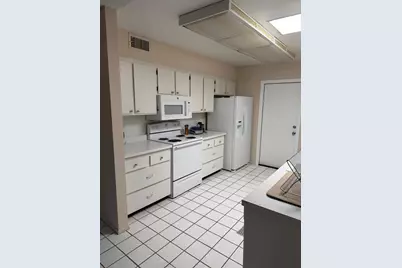9209 W Glen Oaks Circle N, Sun City, AZ 85351 - Photo 6