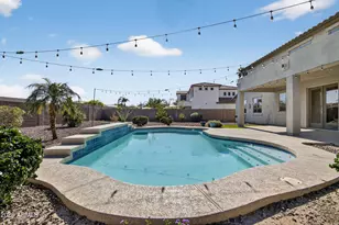 18421 W Mauna Loa Ln, Surprise, AZ 85388 - Photo 58