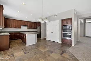 18421 W Mauna Loa Ln, Surprise, AZ 85388 - Photo 16