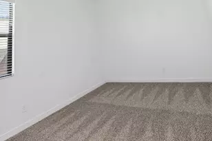 810 E Hopi Trail, Phoenix, AZ 85042 - Photo 28