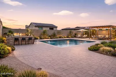 810 E Hopi Trail, Phoenix, AZ 85042 - Photo 32