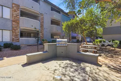 2025 E Campbell Avenue #111, Phoenix, AZ 85016 - Photo 12