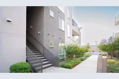 1250 N Abbey Lane #Unit 219, Chandler, AZ 85226 - Photo 1
