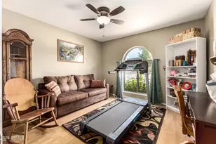 8210 N 50th Ave, Glendale, AZ 85302 - Photo 26