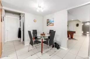 8210 N 50th Ave, Glendale, AZ 85302 - Photo 10