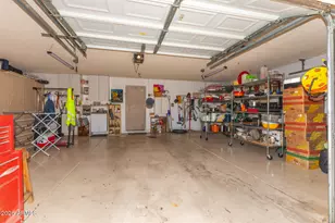 8210 N 50th Ave, Glendale, AZ 85302 - Photo 30