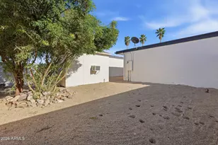 720 E Dobbins Rd, Phoenix, AZ 85042 - Photo 34