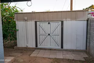 649 E 2nd St, Mesa, AZ 85203 - Photo 24